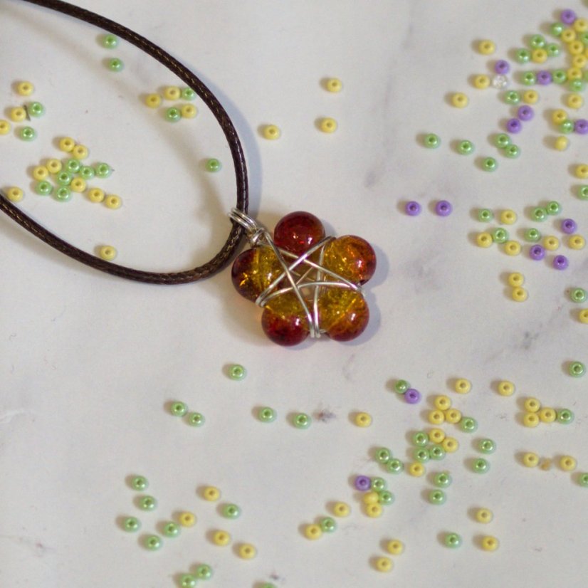 Hvězdný přívěsek - Barva: Zelená